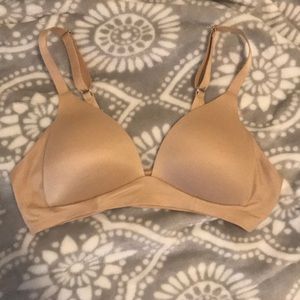 aerie tan wireless bra size 32B